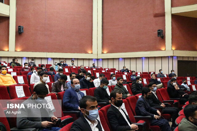 دانشجویان عملکرد مدیران را ارزیابی کنند