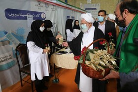 تجلیل امام جمعه یزد از پرستاران به مناسبت روز پرستار