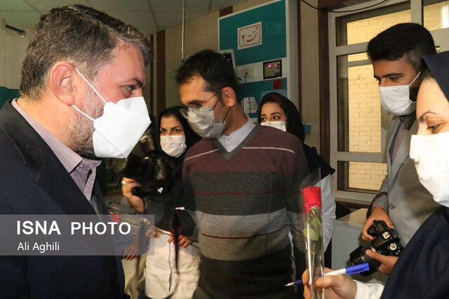 استاندار یزد از پرستاران بیمارستان افشار تقدیر کرد