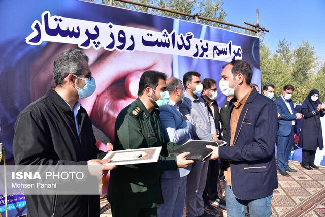 پرستاران نمونه شهرستان اردکان تجلیل شدند