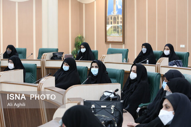 برنامه جامعی برای آسیبهای اجتماعی خانوادهها داریم