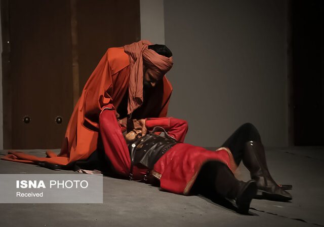 «بهشت در آتش»؛ روایت شهادت حضرت زهرا (س) به سبک نمایش