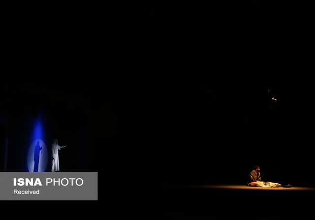 «بهشت در آتش»؛ روایت شهادت حضرت زهرا (س) به سبک نمایش