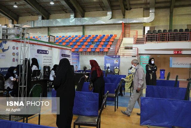 مراجعه ۴۱ درصد یزدیها برای دوز سوم واکسن کرونا