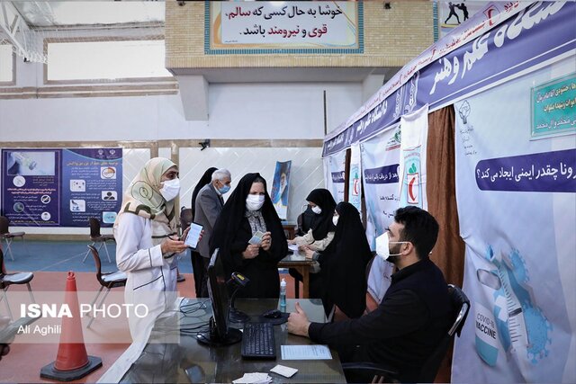 مراجعه ۴۱ درصد یزدیها برای دوز سوم واکسن کرونا