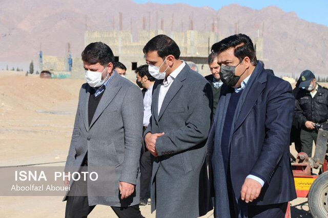 بهره برداری از ۱۵۰ واحد اقدام ملی مهریز در دهه فجر