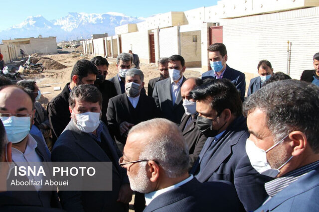 بهره برداری از ۱۵۰ واحد اقدام ملی مهریز در دهه فجر