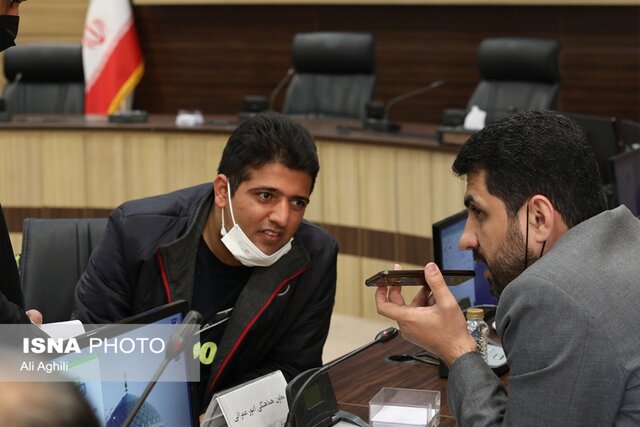 ملاقاتهای چهره به چهره مردم و مسئولان در یزد ملاقاتهای چهره به چهره مردم و مسئولان در یزد