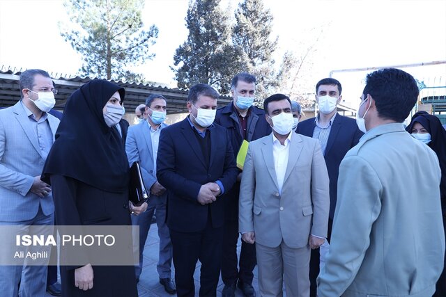 بهرهبرداری معادن و ایجاد صنایع با لحاظ ارزشهای بیولوژیکی باشد