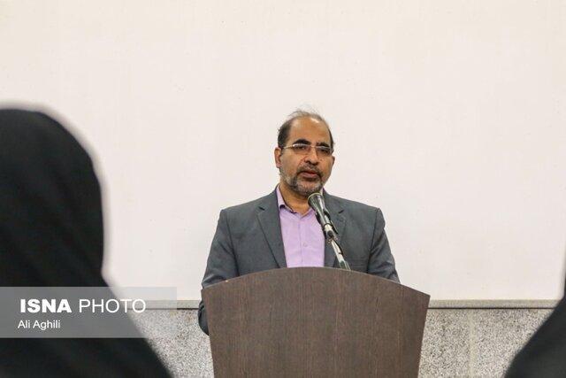 رسانهها، زیباییهای اسلام، انقلاب و هویت اجتماعی را نشان دهند