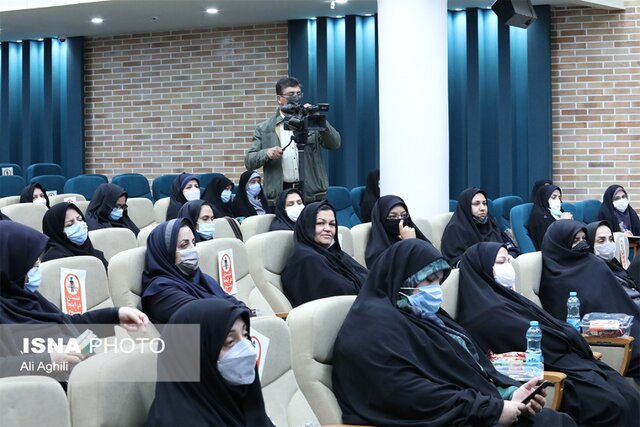 برگزاری نخستین همایش استانی طهورا در یزد