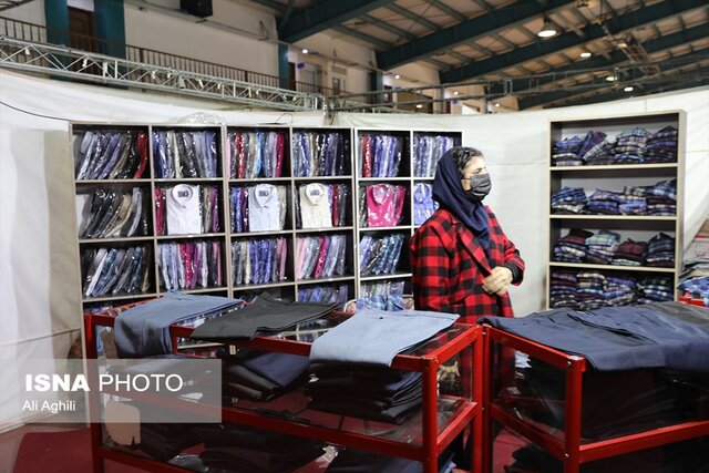 نمایشگاه دستاوردهای انقلاب اسلامی در یزد از دریچه دوربین