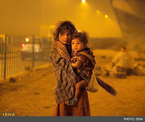 حمایت خیر بافقی از ۲۱۶ یتیم به مناسبت دهه فجر