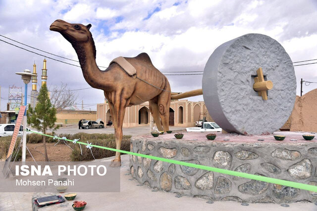 بهرهبرداری از ۵۷ طرح در اردکان به مناسبت دهه فجر