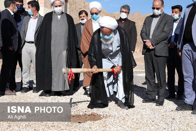 طرحهای مسکن روستایی بنیاد مسکن استان یزد اقتتاح و کلنگ زنی شد