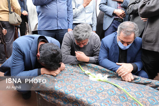 مراسم تشییع و تدفین رئیس فقید شورای شهر یزد 