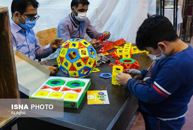 نمایشگاه فروش عیدانه در یزد