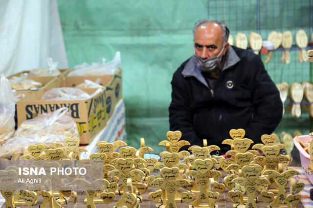 نمایشگاه فروش عیدانه در یزد