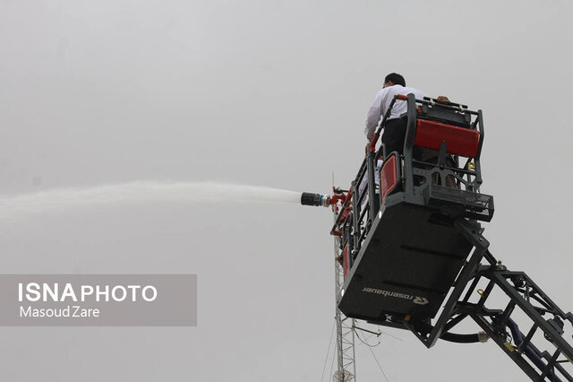 بهره‌برداری از ایستگاه جدید آتش‌نشانی شهر یزد 