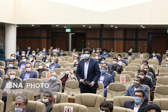 تلاش برای تحقق شعارهای سال یک وظیفه شرعی و قانونی است