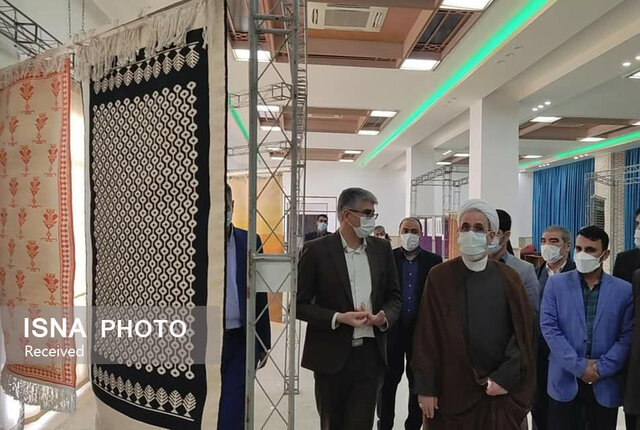 برپایی نمایشگاه دومین جشنواره ملی زیلوی برتر در میبد