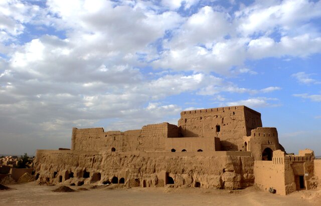 میبد؛ نمونهای نادر از شهرهای باستانی ایران