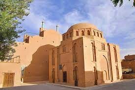 از قدیمیترین مسجد ایران تا آتشکدهای با شعلههای ۱۵۰۰ ساله