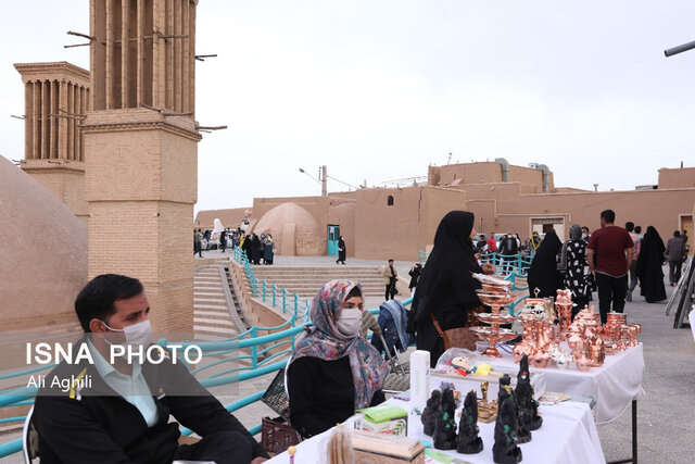 بازارچه نوروزی نوروزگاه بلوار بسیج یزد