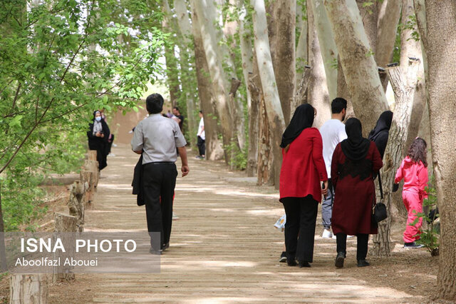 طروات بهار ۱۴۰۱ در باغ جهانی پهلوانپور مهریز
