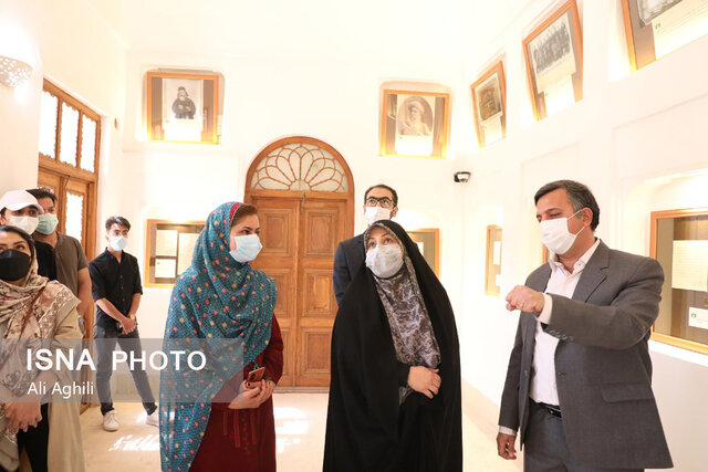 تاریخ یزد حکایت از زندگی مسالمت آمیز ادیان دارد