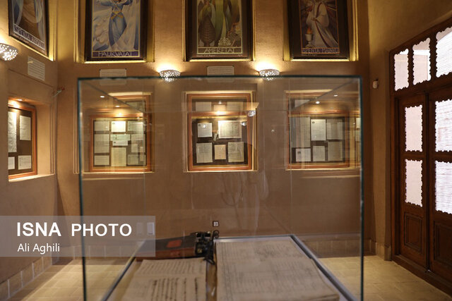 تاریخ یزد حکایت از زندگی مسالمت آمیز ادیان دارد