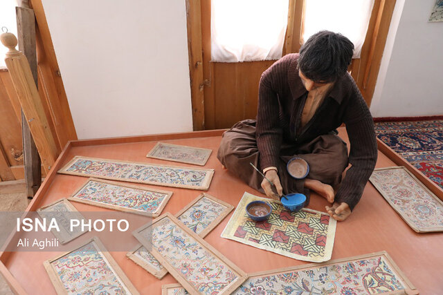 نمایش فرشهای تاریخی گنجینه میراث در موزه اردکان