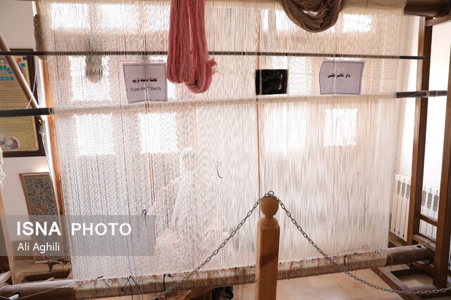 نمایش فرشهای تاریخی گنجینه میراث در موزه اردکان