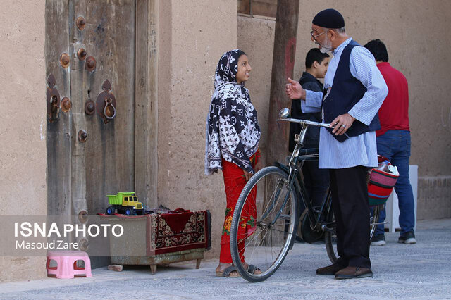 حکایت یزد و یزدیها از زبان اوستا رضا چرخی