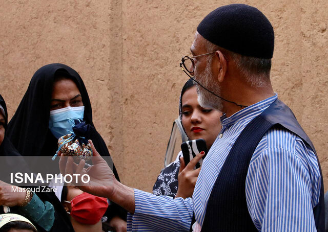 حکایت یزد و یزدیها از زبان اوستا رضا چرخی