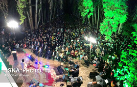برگزاری جشن روز مهریز در باغشهر تاریخی یزد