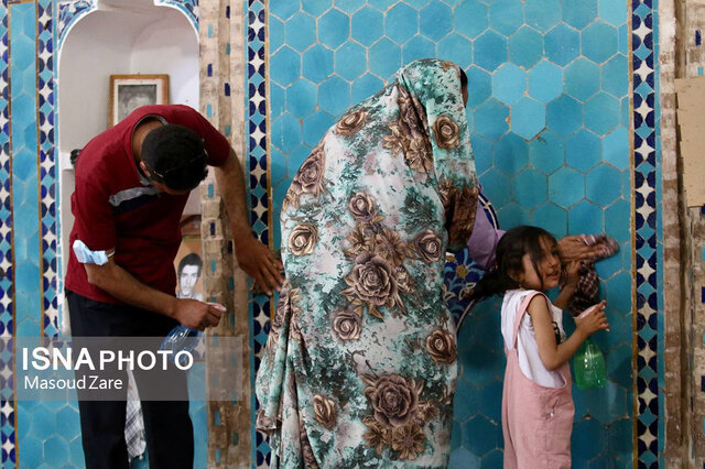 غبارروبی مسجد جامع یزد در آستانه ماه مبارک رمضان