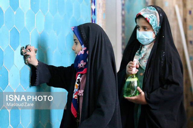 غبارروبی مسجد جامع یزد در آستانه ماه مبارک رمضان 