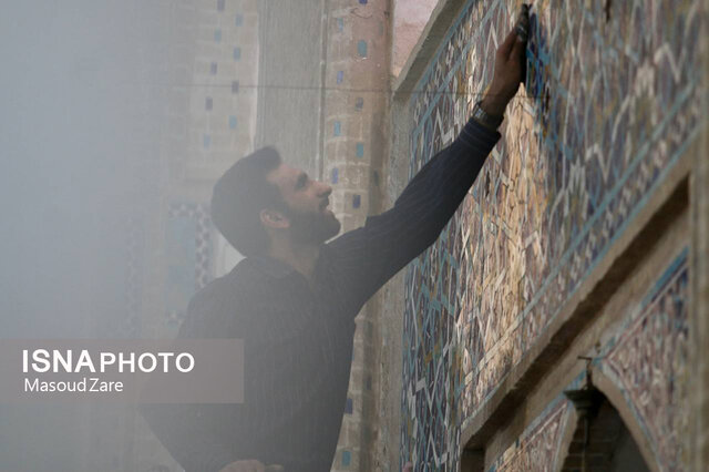 غبارروبی مسجد جامع یزد در آستانه ماه مبارک رمضان 