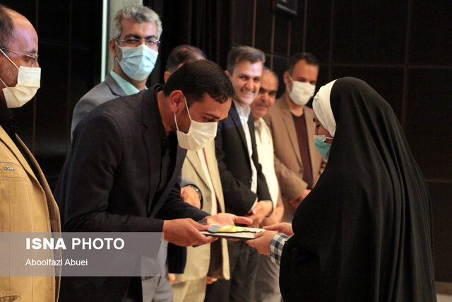 فعالان فرهنگی هنری مهریز بیش از قبل حمایت میشوند