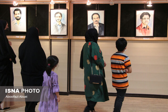 برپایی نمایشگاه آثار هنرجویان نقاشی مهریز 
