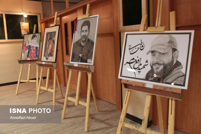 برپایی نمایشگاه آثار هنرجویان نقاشی مهریز 