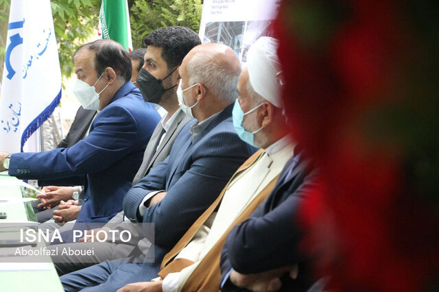 صدور یک روزهی مجوز تولید انرژی خورشیدی در یزد