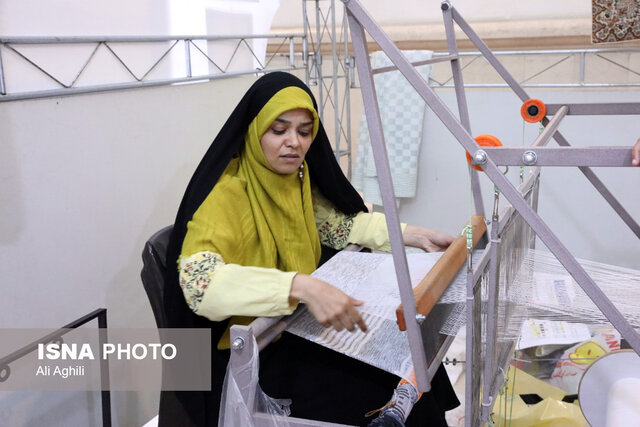 معرفی هنرهای کهن زیلوبافی و کاربافی استان یزد در نمایشگاه بینالمللی قران