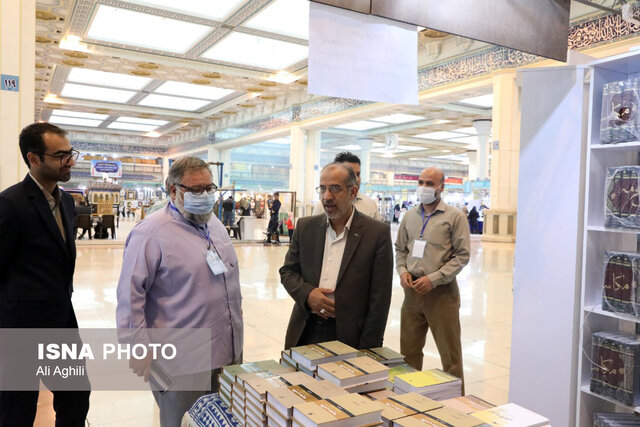 معرفی هنرهای کهن زیلوبافی و کاربافی استان یزد در نمایشگاه بین‌المللی قران