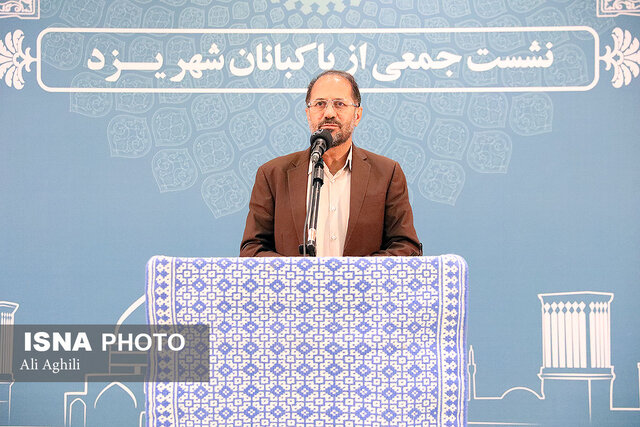 پاکبانی شرط رستگاری همه انسانهاست/مشکلات صنفی و رفاهی پاکبانان پیگیری شود