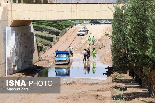 بر جای مانده از سیلاب در یزد