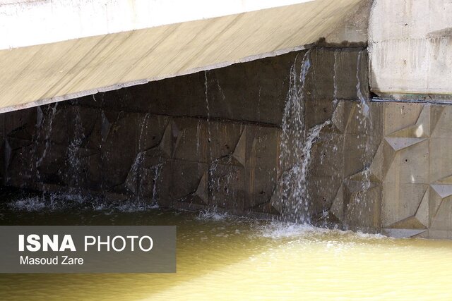 بر جای مانده از سیلاب در یزد