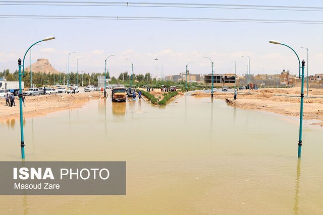 بر جای مانده از سیلاب در یزد