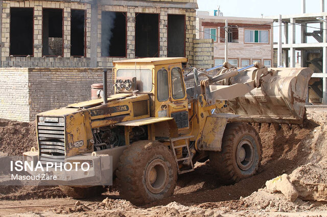تداوم امدادرسانی آتشنشانان در سیلاب یزد